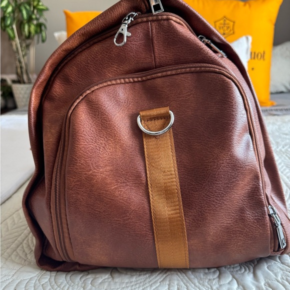 Luggage bag - lay suits and or dresses - Picture 5 of 5